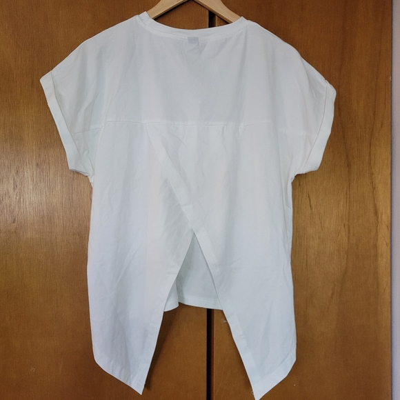 Shein tee - Picture 4 of 8